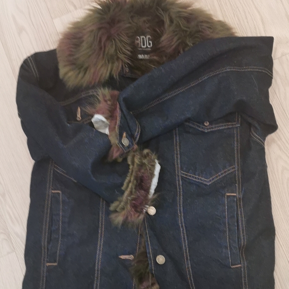 BDG Coat - Picture 3 of 5